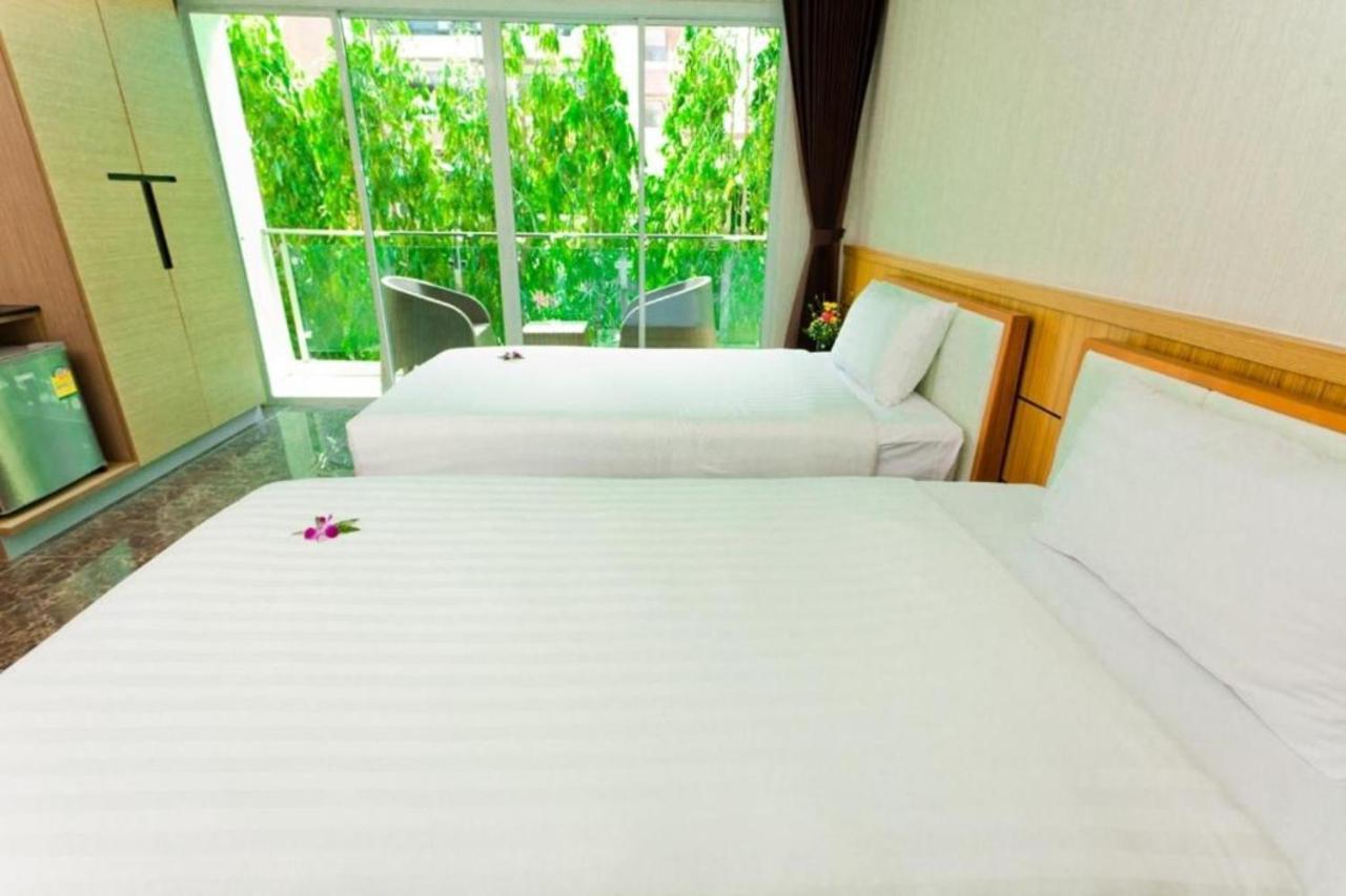 Anda Beachside Hotel Karon Exterior photo