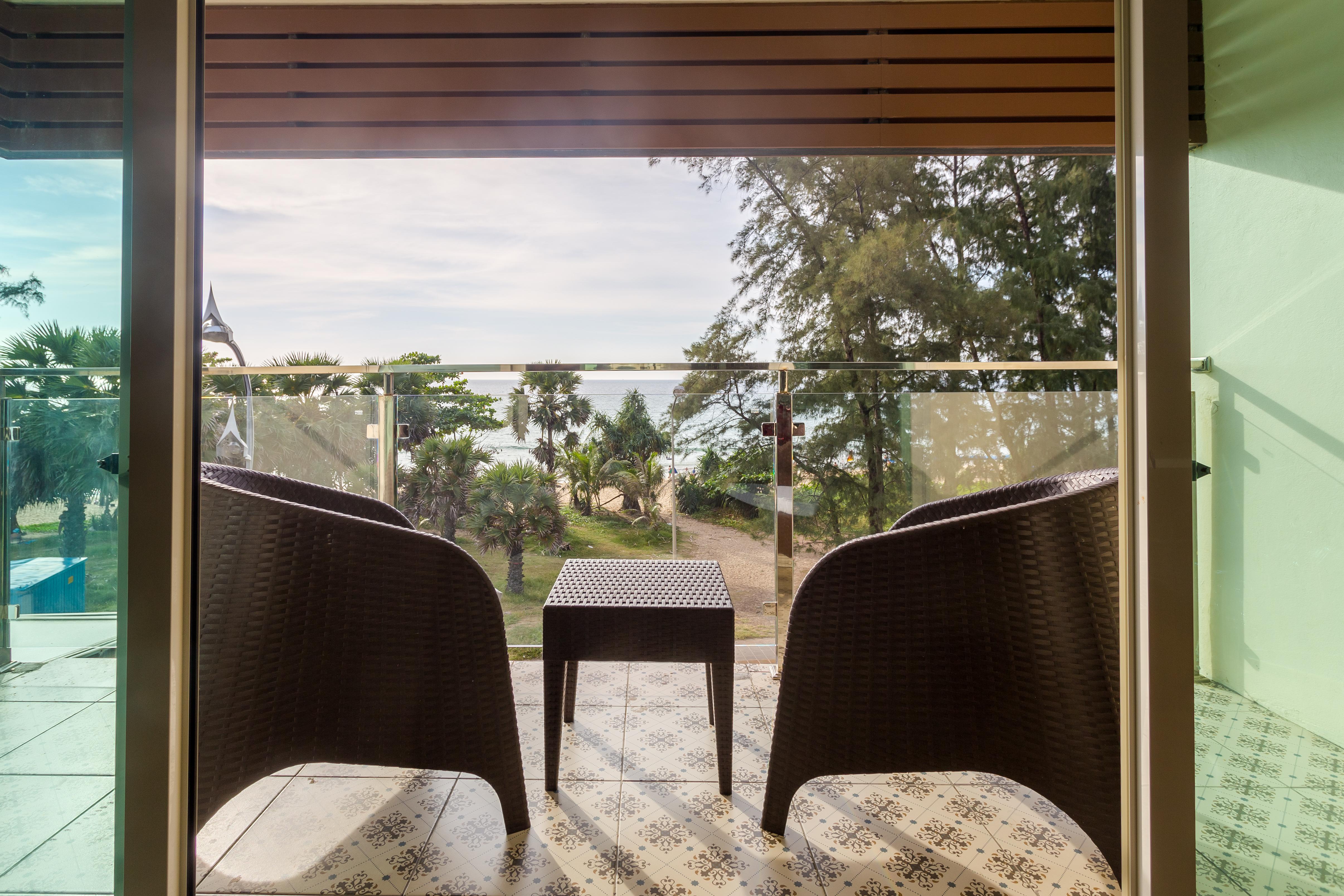 Anda Beachside Hotel Karon Exterior photo
