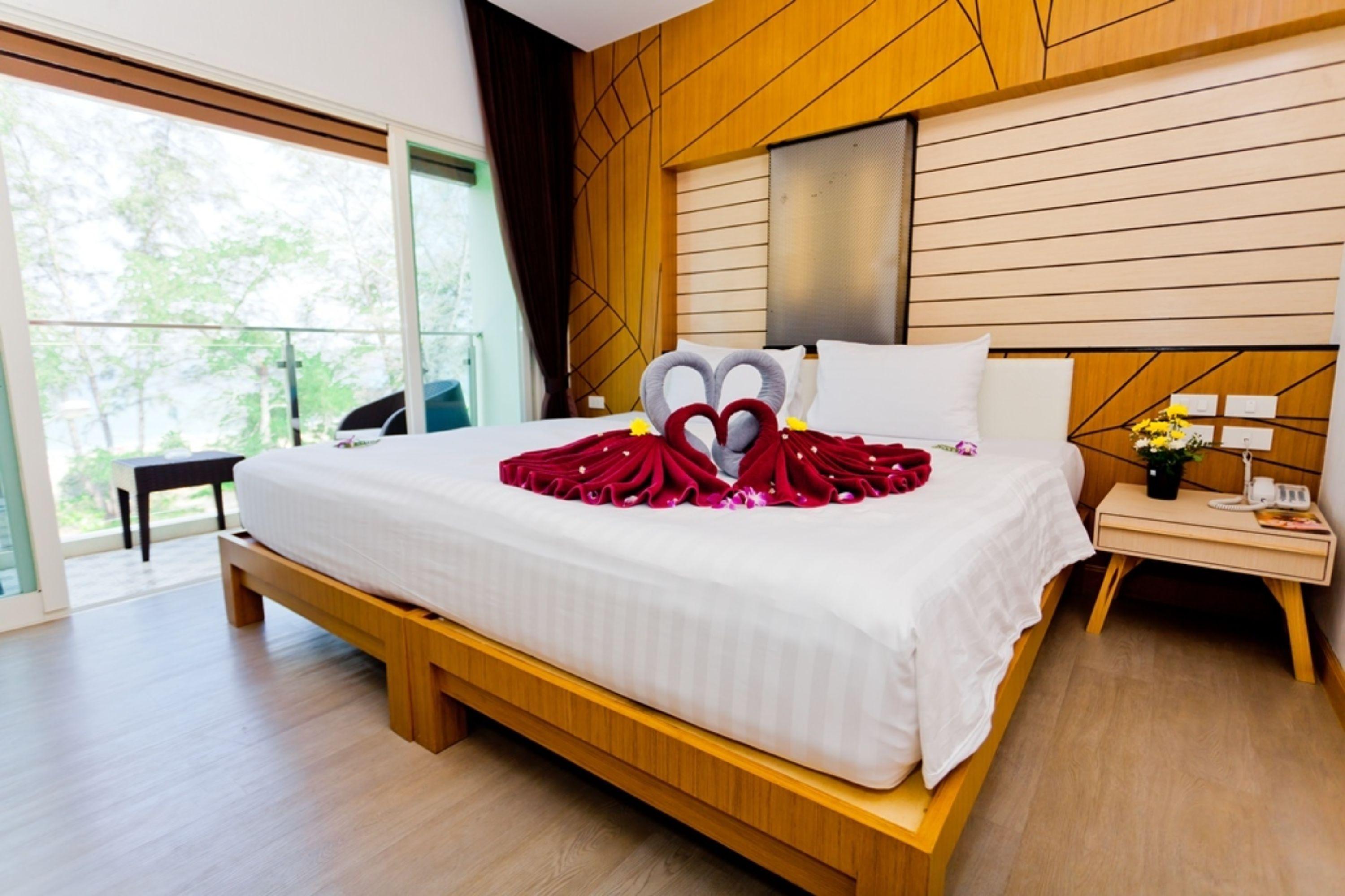Anda Beachside Hotel Karon Exterior photo