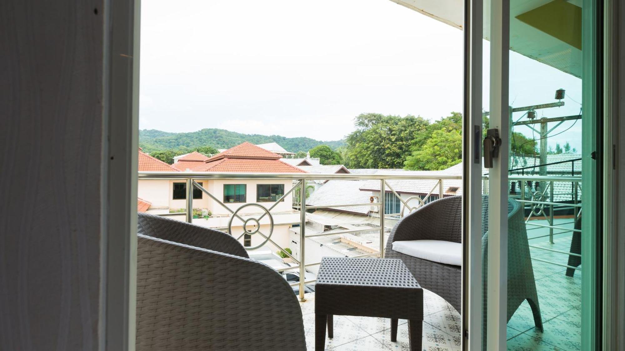 Anda Beachside Hotel Karon Exterior photo